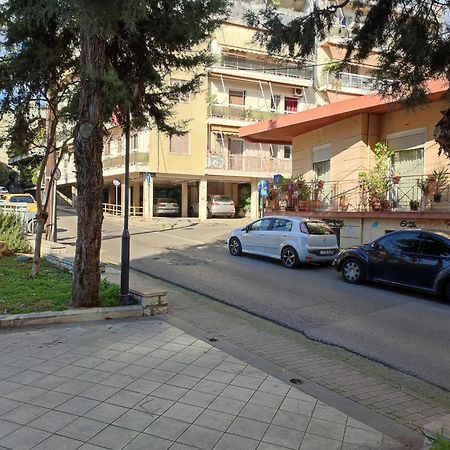 Christie'S Apartment Agrinio Exterior photo